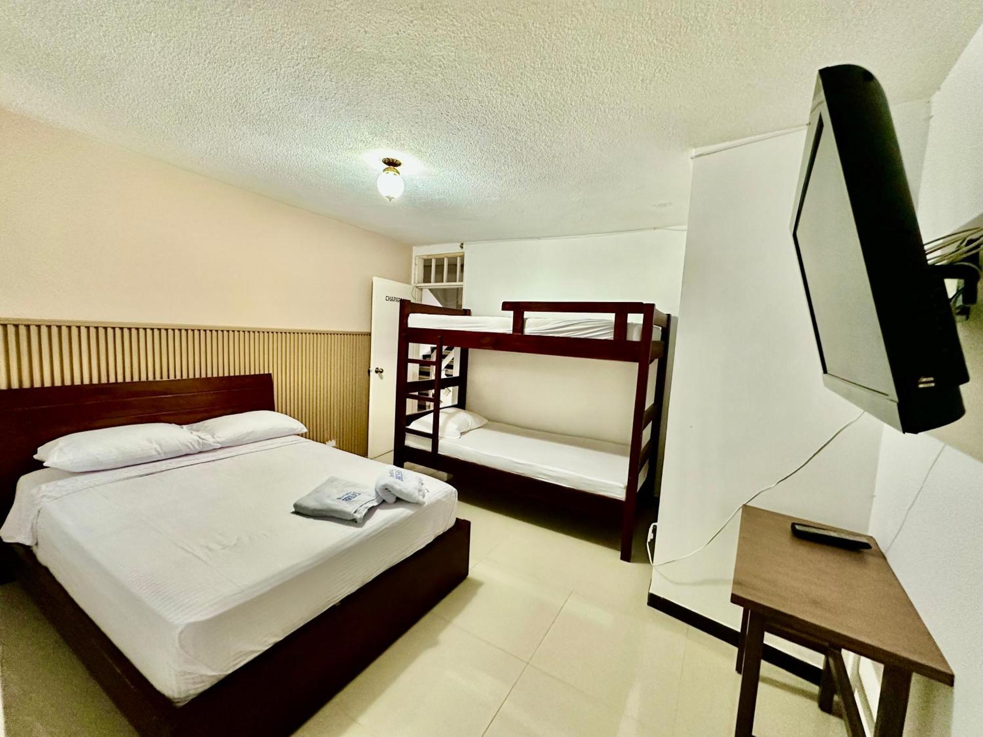 Hostel Brisas Del Nevado Ibagué Esterno foto